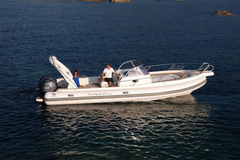 Book yachts online - motorboat - Tempest 900 - Sardus - rent