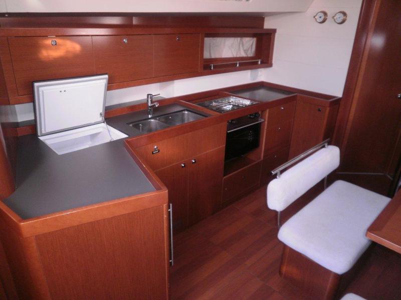 Book yachts online - sailboat - Oceanis 45 - Ponente - rent