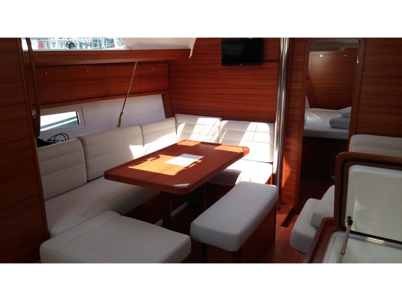 Book yachts online - sailboat - Dufour 410 Grand Large - Olib - rent