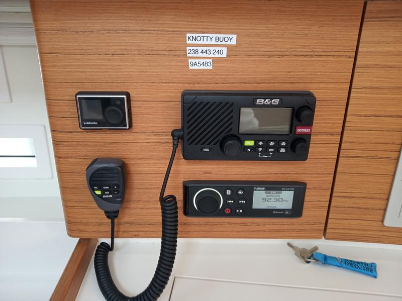 Book yachts online - sailboat - Elan Impression 45 BT - Knotty Buoy - rent