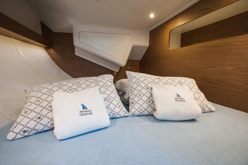 Book yachts online - sailboat - Elan Impression 50 - Sea Duce - rent