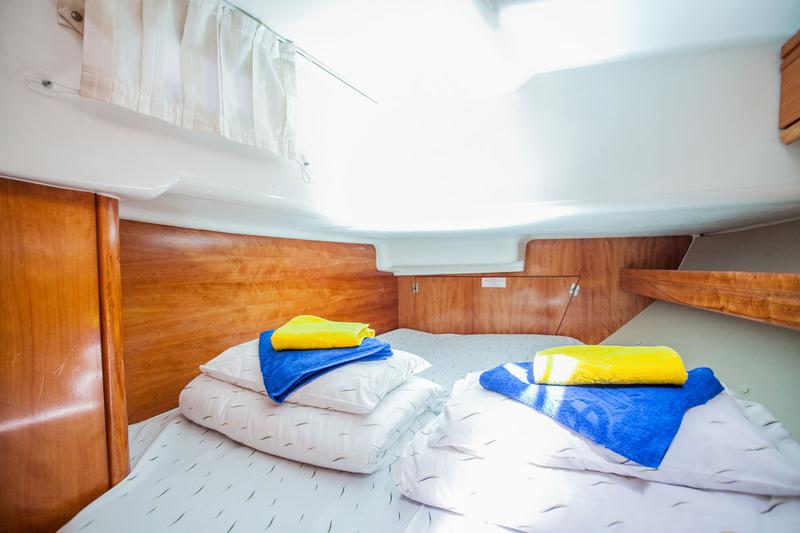 Book yachts online - sailboat - Bavaria 46 Cruiser - Cosma - rent