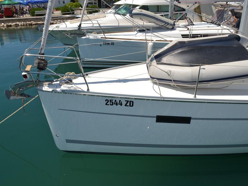 Book yachts online - sailboat - Bavaria 40 Cruiser.. - Manta - rent