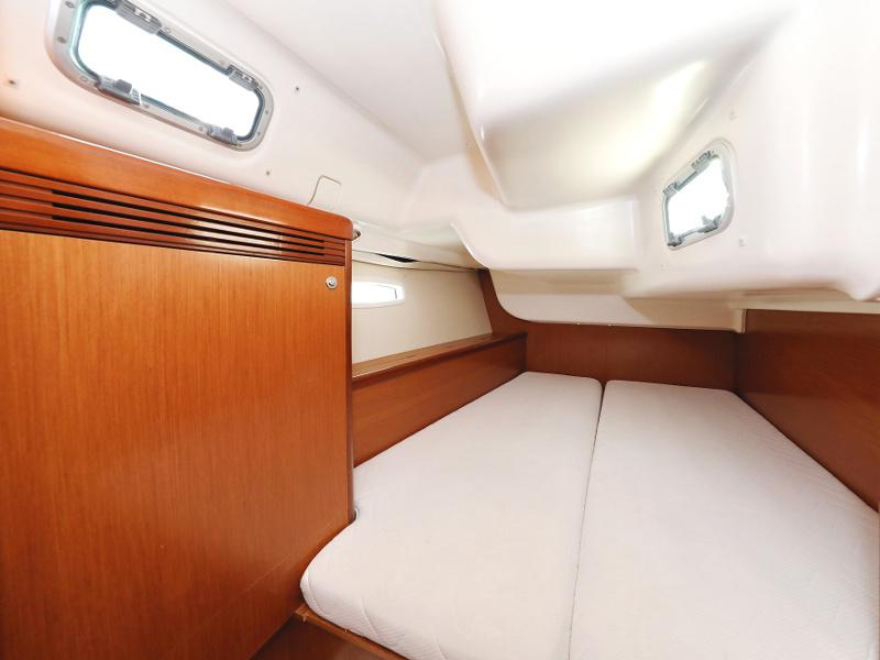 Book yachts online - sailboat - Oceanis 40 - Second Wind - rent