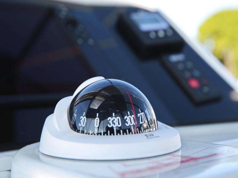 Book yachts online - catamaran - Lagoon 450  Flybridge - LLYN - rent