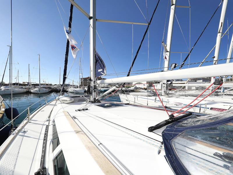 Book yachts online - sailboat - Sun Odyssey 39i - Lucija - rent