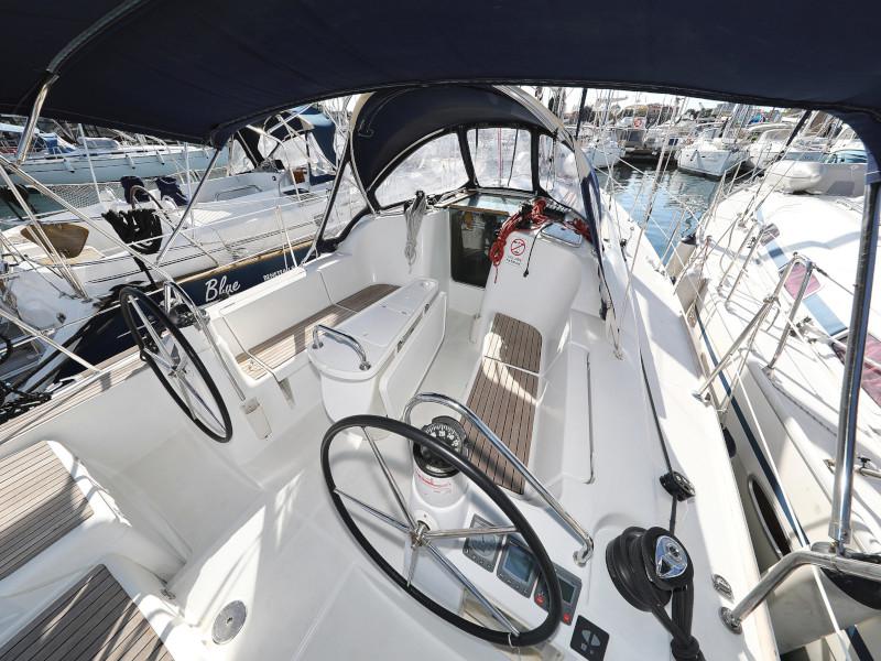 Book yachts online - sailboat - Sun Odyssey 39i - Lucija - rent
