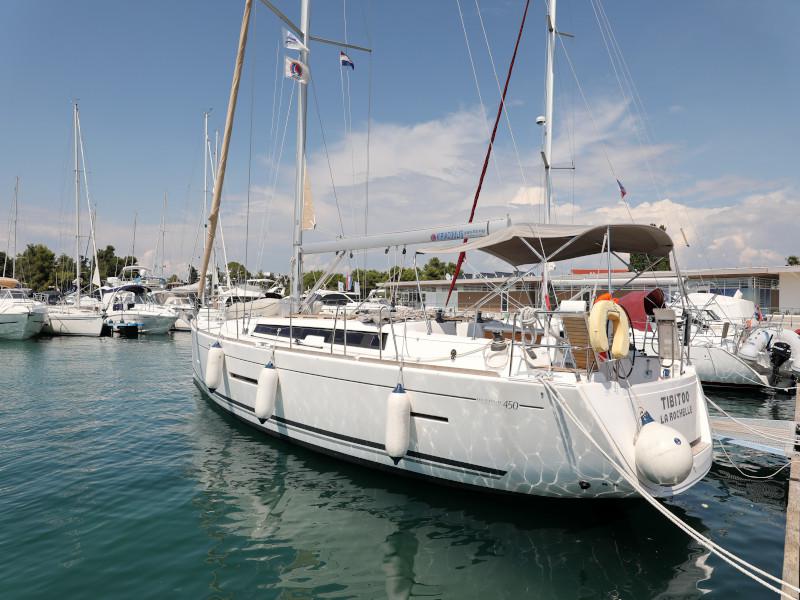 Book yachts online - sailboat - Dufour 450 GL - Tibitoo - rent
