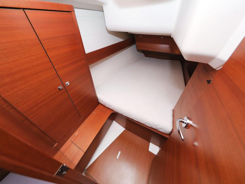 Book yachts online - sailboat - Dufour 380 - Le Pacha - rent
