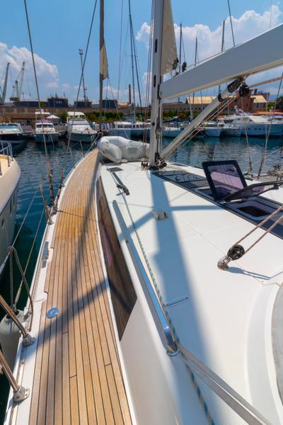 Book yachts online - sailboat - Bavaria Cruiser 56 - Miles - rent