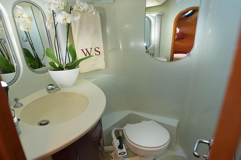 Book yachts online - sailboat - CNB 64 - Wild Salmon - rent