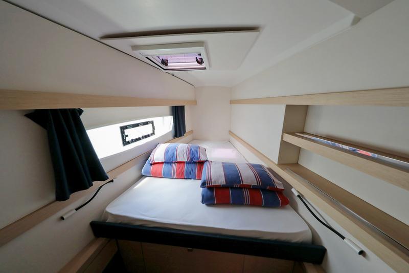 Book yachts online - catamaran - FP Lucia 40 - ANDARO - rent