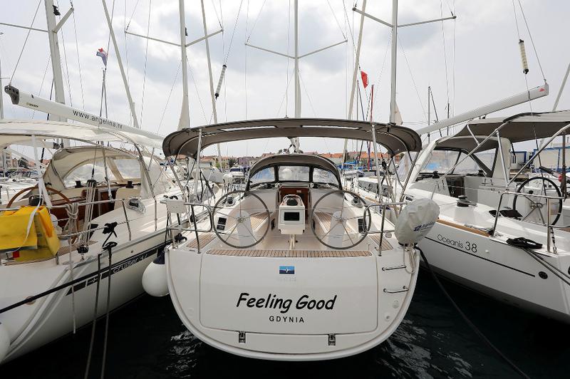 Book yachts online - sailboat - Bavaria Cruiser 34 - FEELING GOOD - rent