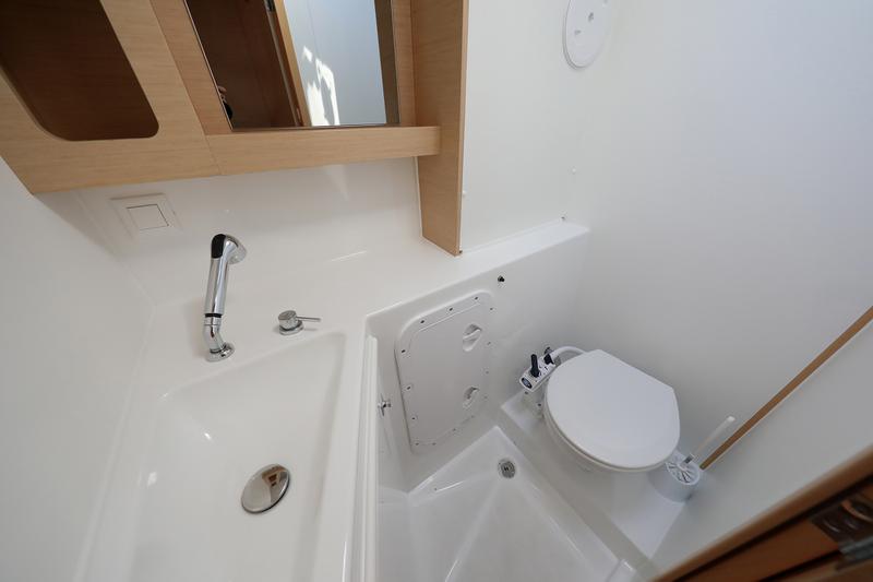 Book yachts online - catamaran - Lagoon 42 - LA MAR - rent