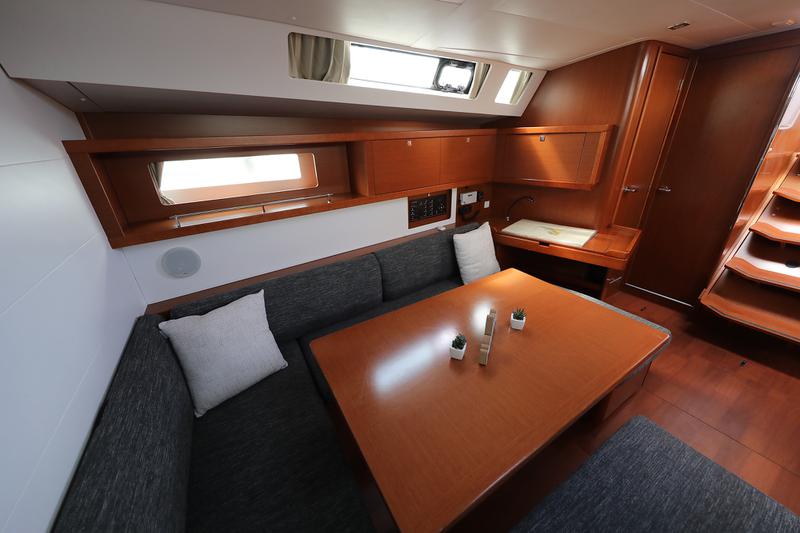 Book yachts online - sailboat - Oceanis 45-4 CABINS - MELANIE - rent