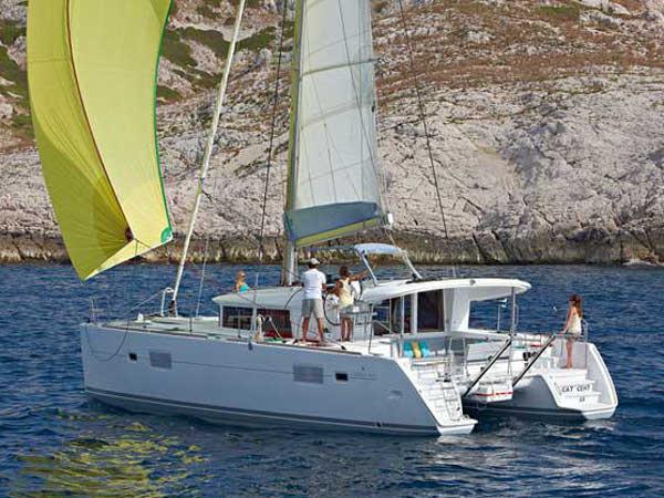 Book yachts online - catamaran - Lagoon 400 - MY STAR - rent