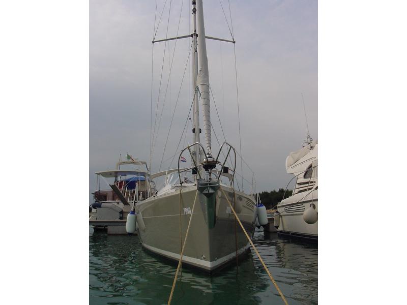 Book yachts online - sailboat - Elan 384 Impression - MIRAKUL - rent