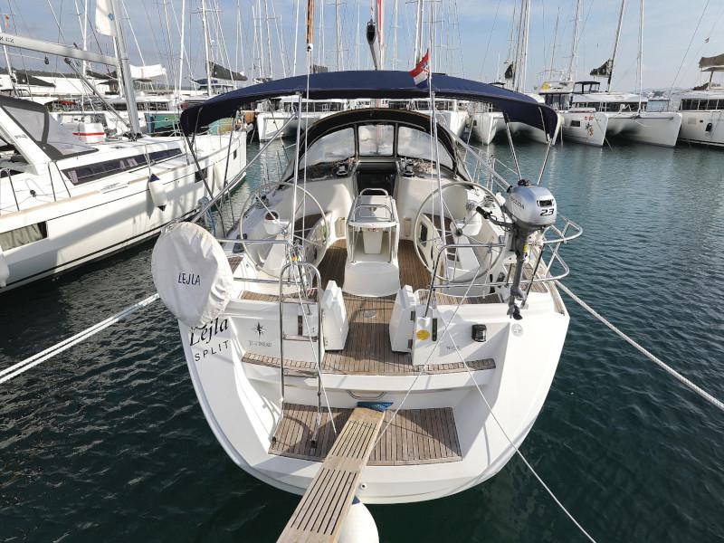 Book yachts online - sailboat - Sun Odyssey 45 - Lejla  - rent