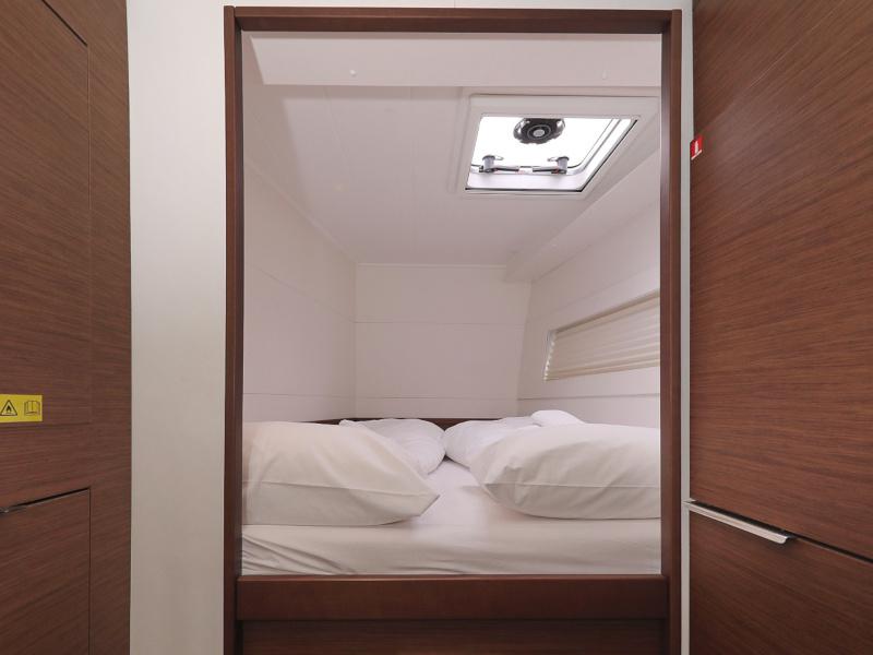 Book yachts online - catamaran - Lagoon 40-3 EXCLUSIVE - THE CURE OWNER VERSION AC salon + generator - rent