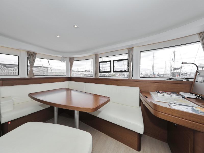 Book yachts online - catamaran - Lagoon 42 - FANTASEA  - rent