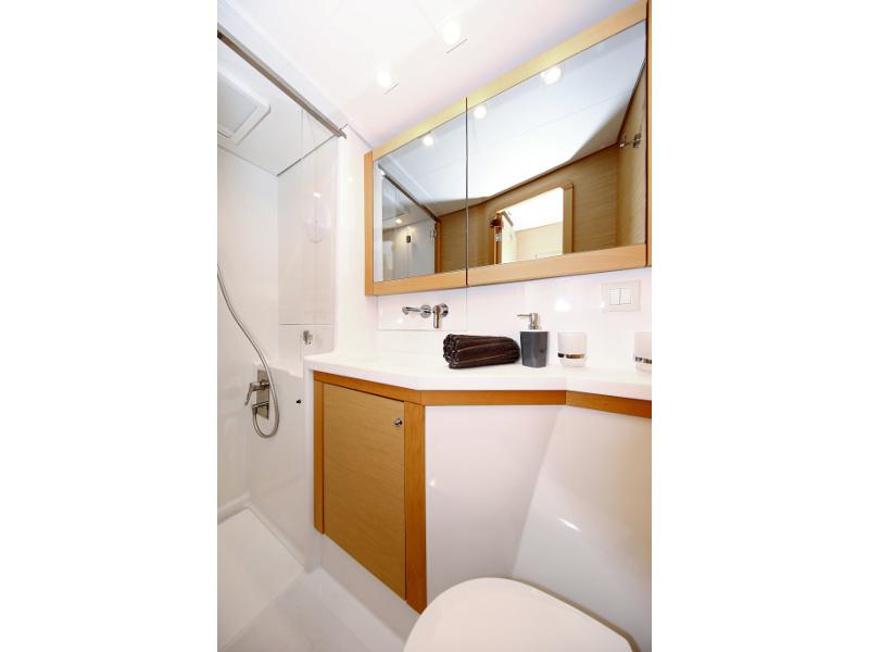 Book yachts online - catamaran - Lagoon 450 - FELIX FINIS  - rent