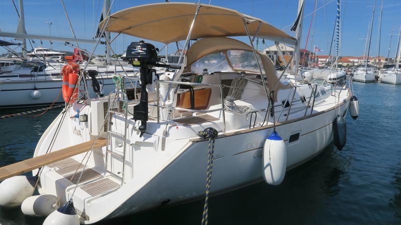 Book yachts online - sailboat - Oceanis 423 - Viva - rent