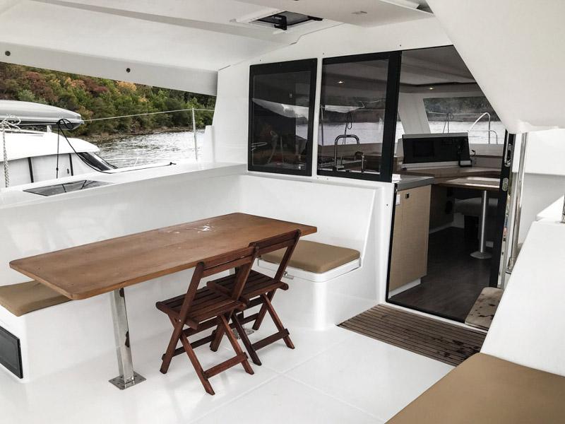 Book yachts online - catamaran - Lucia 40 - Mawimbi - rent
