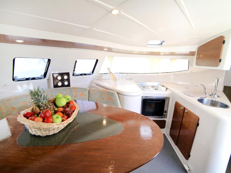 Book yachts online - catamaran - Athena 38 - Sail Ankaa - rent