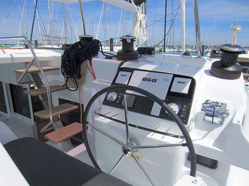 Book yachts online - catamaran - Lagoon 450 S - Anabella - rent