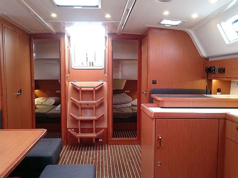 Book yachts online - sailboat - Bavaria Cruiser 51 - Alissa - rent