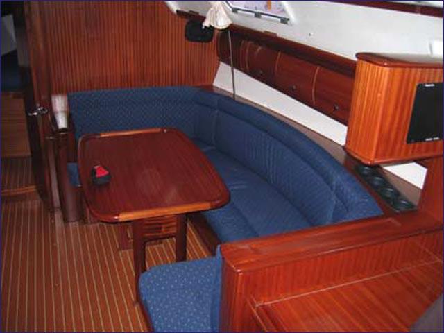 Book yachts online - sailboat - Bavaria 38 - EC- 38-03-G - rent