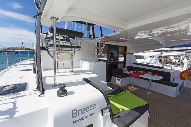 Book yachts online - catamaran - Lagoon 42 - NEVERLAND - rent