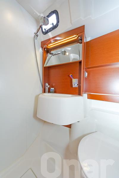Book yachts online - sailboat - Oceanis 51.1 (4+1 cab) A/C &amp; GEN. - ONAR - rent