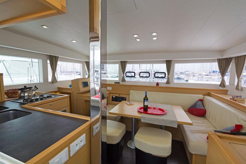 Book yachts online - catamaran - Lagoon 39 - Tortilla - rent