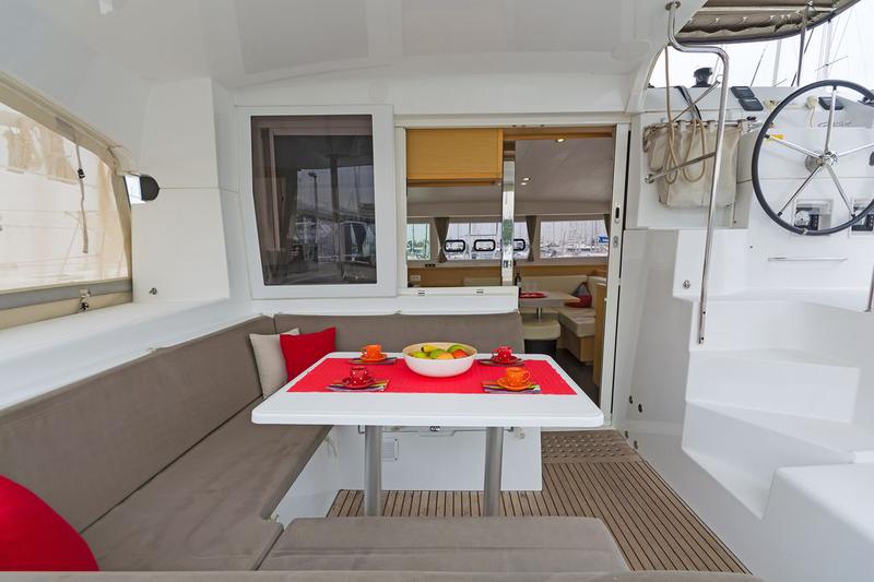 Book yachts online - catamaran - Lagoon 39 - Tortilla - rent