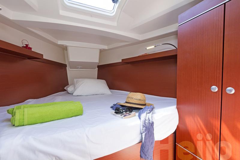 Book yachts online - sailboat - Hanse 345 - Heijo - rent
