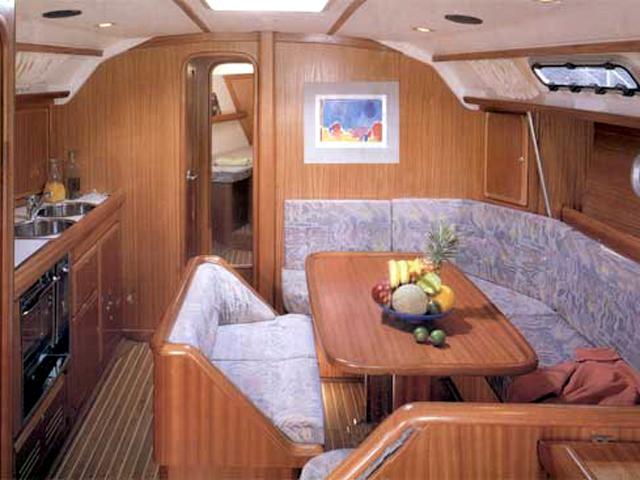 Book yachts online - sailboat - Bavaria 41 - Loann - rent