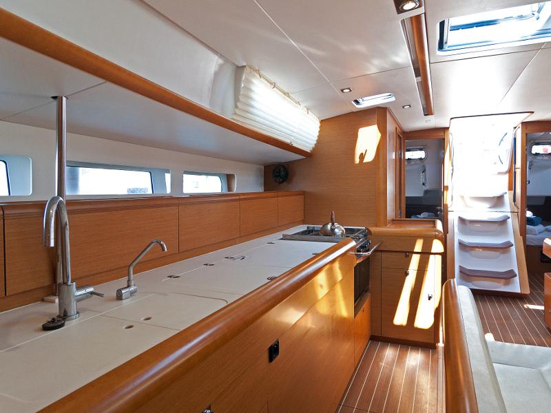 Book yachts online - sailboat - Sun Odyssey 509 - Sky Kiss - rent