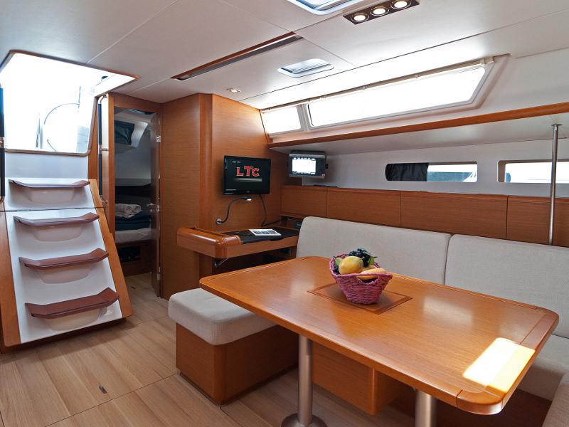 Book yachts online - sailboat - Sun Odyssey 469 - South Kiss - rent