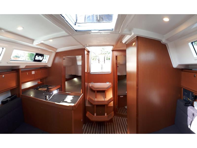 Book yachts online - sailboat - Bavaria 34 Cruiser - Joker - rent
