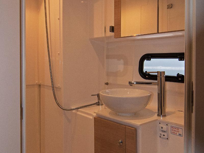 Book yachts online - catamaran - Bali 4.5 - Adria Nikita - rent
