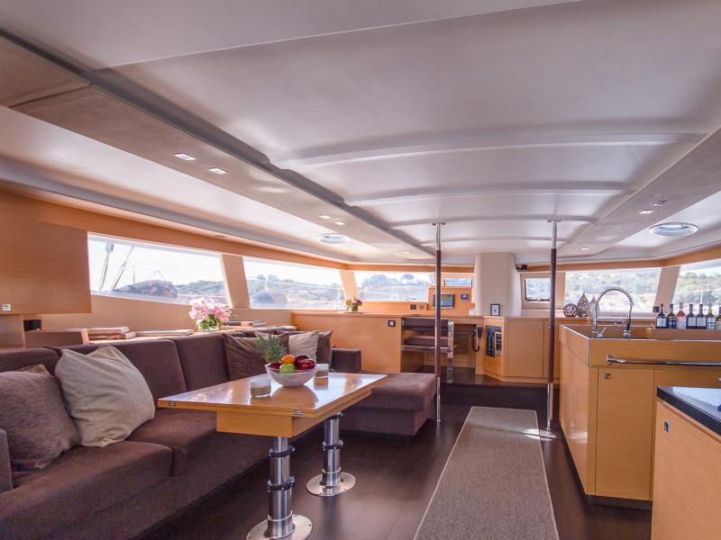 Book yachts online - catamaran - Sanya 57 - 5 cabi version - Highjinks II - rent