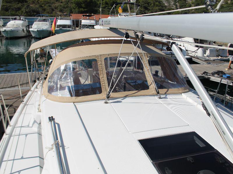 Book yachts online - sailboat - Hanse 418 - Laysan - rent