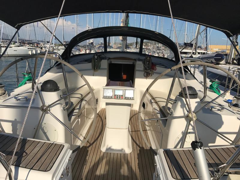 Book yachts online - sailboat - Bavaria 42 Cruiser - Shiraz - rent