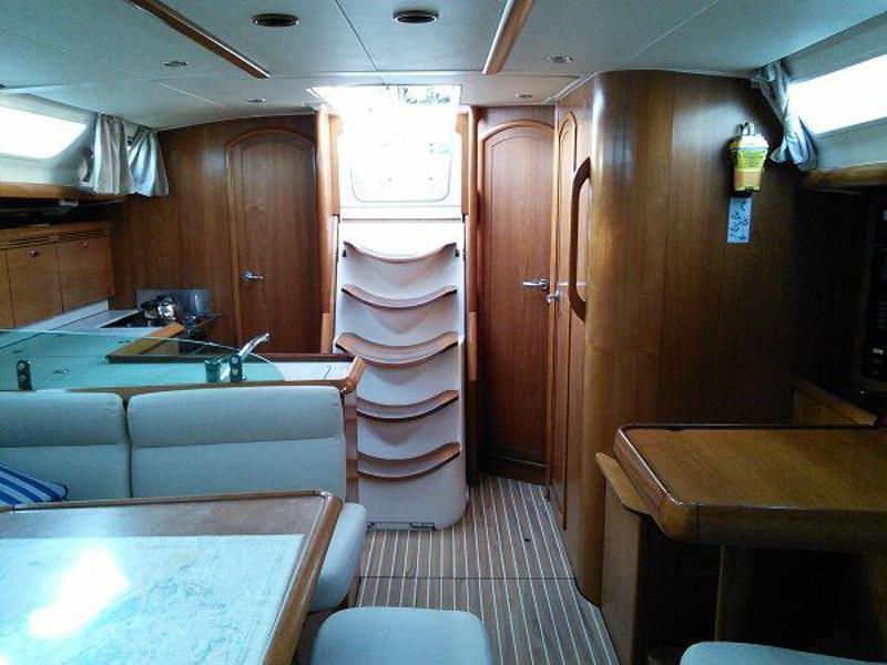 Book yachts online - sailboat - Sun Odyssey 43 - Veni I - rent