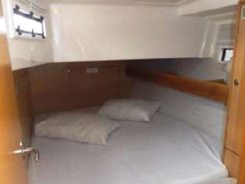 Book yachts online - sailboat - Bavaria Cruiser 45 - Moonmist - rent