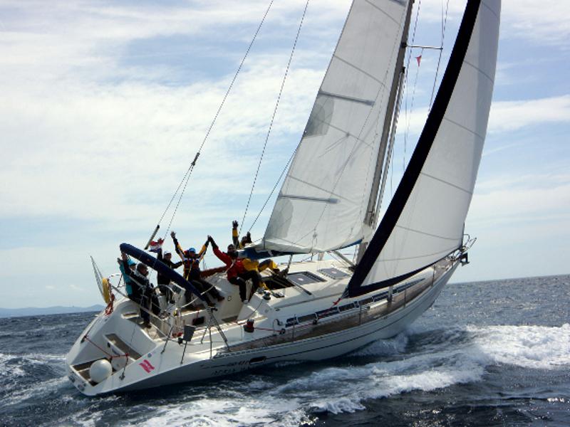 Book yachts online - sailboat - Elan 431 - SAGITARIUS - rent