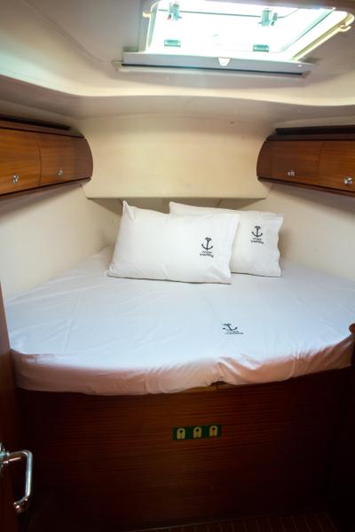 Book yachts online - sailboat - Bavaria 44 - Bavaria 44 (2002) - rent