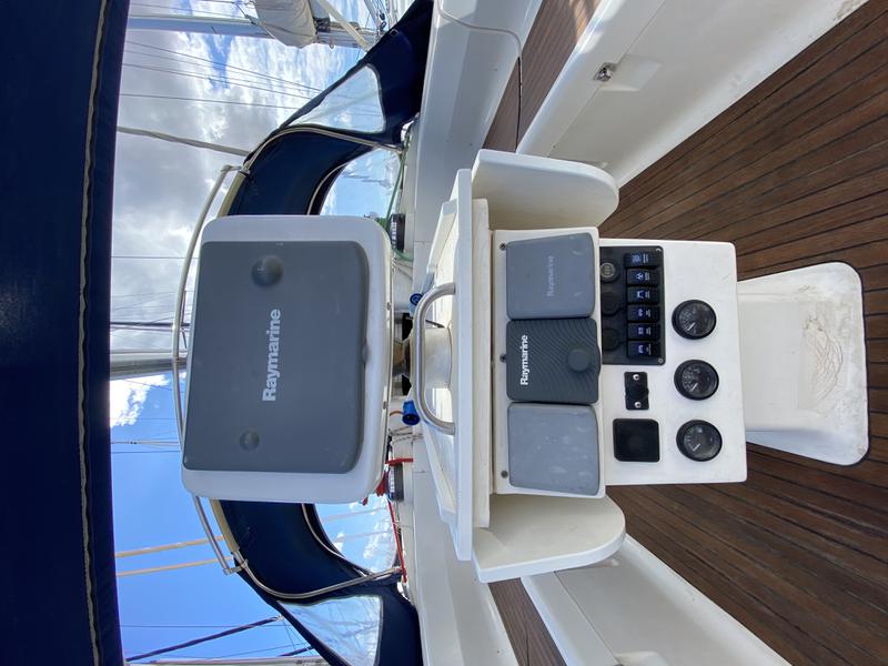 Book yachts online - sailboat - Bavaria 50 - Perla (FREE WIFI) - rent