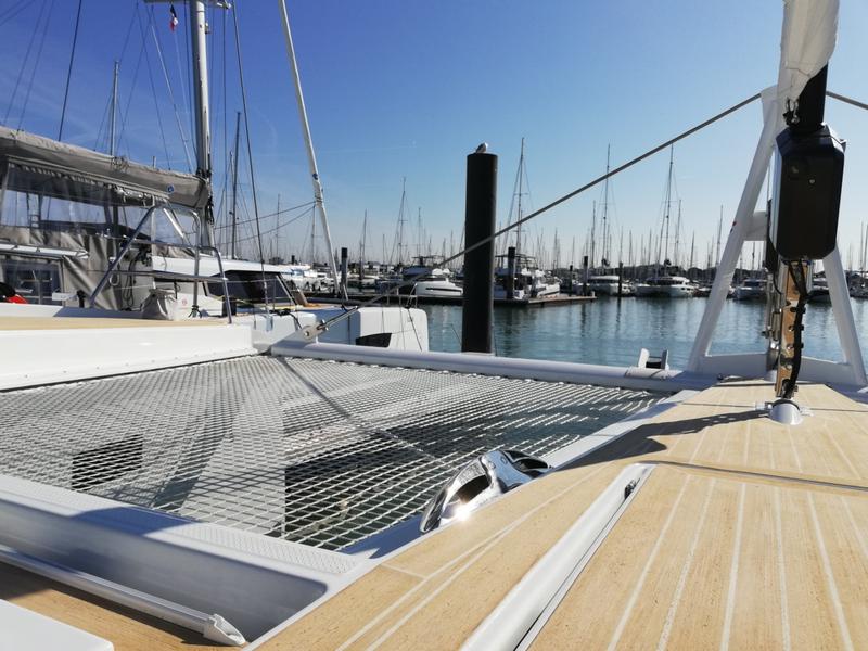 Book yachts online - catamaran - Fountaine Pajot Alegria 67 - Isola - rent
